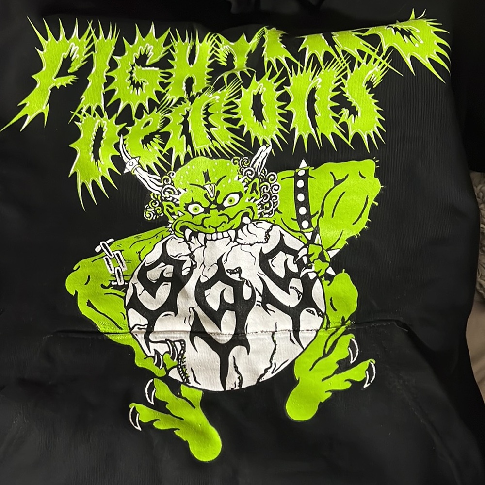 Vlone fighting demons hoodie - Picture 3 of 4